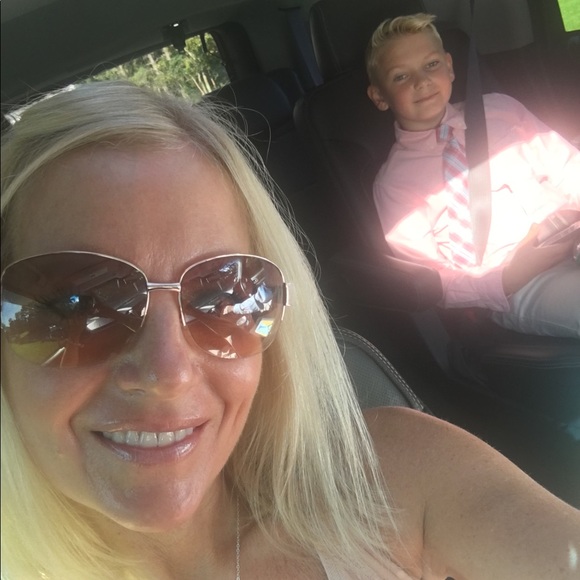 Meet your Posher, Erica - Picture 1 of 1